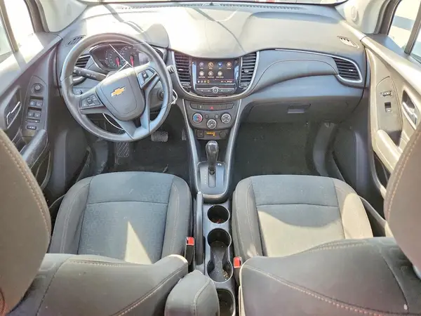 KL7CJKSB6LB056745 2020 CHEVROLET TRAX - Image 8