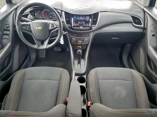 KL7CJKSB6LB057832 2020 CHEVROLET TRAX - Image 8