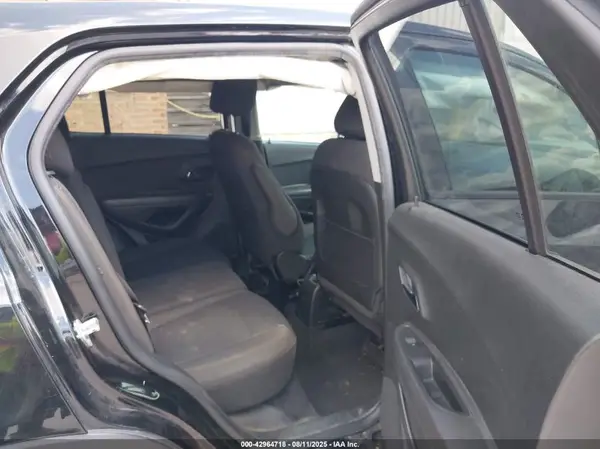 KL7CJKSB6LB086649 2020 CHEVROLET TRAX - Image 8