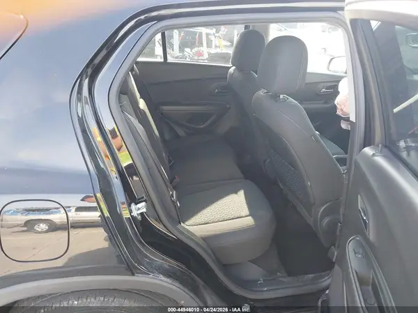 KL7CJKSB6LB091401 2020 CHEVROLET TRAX - Image 8