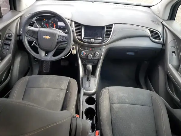 KL7CJKSB6LB314777 2020 CHEVROLET TRAX - Image 8