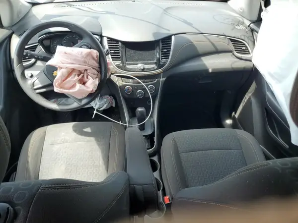 KL7CJKSB6LB316626 2020 CHEVROLET TRAX - Image 8