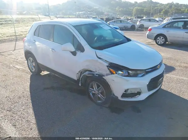 KL7CJKSB6LB323124 2020 CHEVROLET TRAX - Image 1