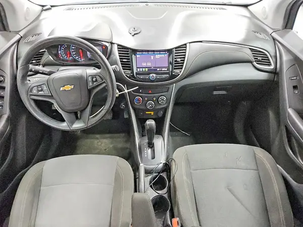 KL7CJKSB6LB324905 2020 CHEVROLET TRAX - Image 8
