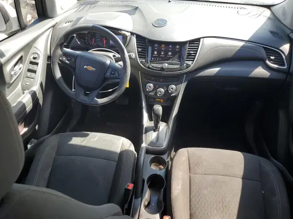 KL7CJKSB6LB327321 2020 CHEVROLET TRAX - Image 8