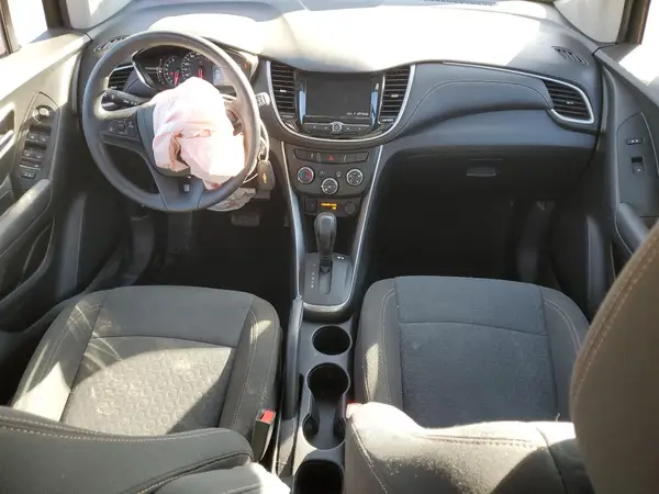KL7CJKSB6LB334642 2020 CHEVROLET TRAX - Image 8