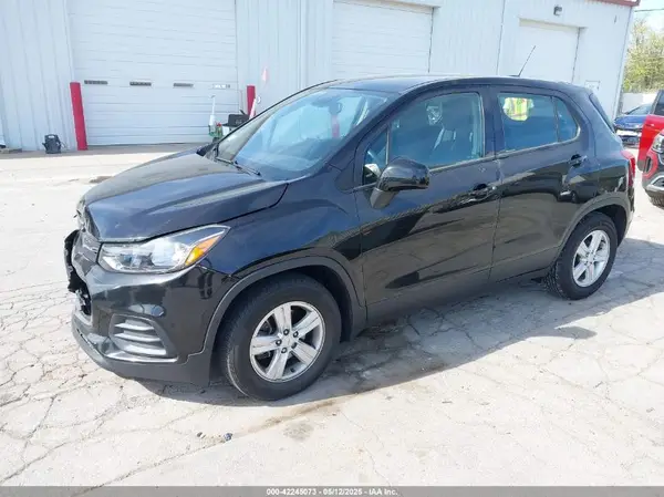 KL7CJKSB6LB337234 2020 CHEVROLET TRAX - Image 2