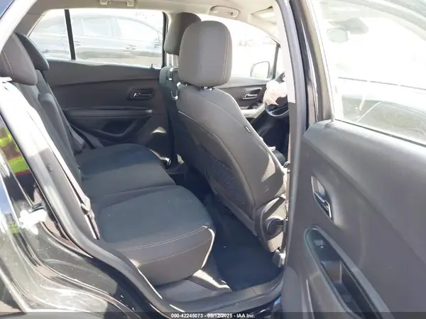 KL7CJKSB6LB337234 2020 CHEVROLET TRAX - Image 8