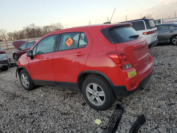 KL7CJKSB6LB345236 2020 CHEVROLET TRAX - Image 2