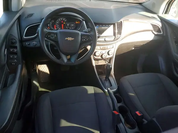 KL7CJKSB6LB345348 2020 CHEVROLET TRAX - Image 8
