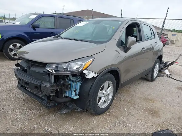 KL7CJKSB6LB350405 2020 CHEVROLET TRAX - Image 2