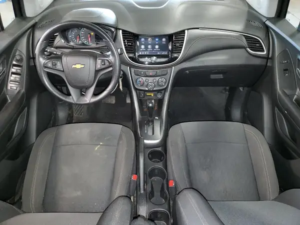 KL7CJKSB6LB352610 2020 CHEVROLET TRAX - Image 8