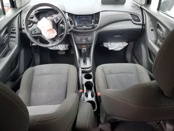 KL7CJKSB6MB301450 2021 CHEVROLET TRAX - Image 8