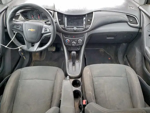 KL7CJKSB6MB313632 2021 CHEVROLET TRAX - Image 8