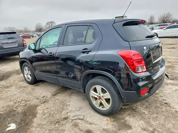 KL7CJKSB6MB314280 2021 CHEVROLET TRAX - Image 2