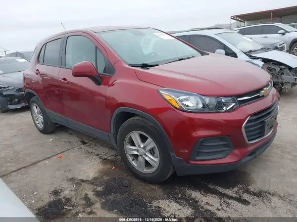 KL7CJKSB6MB318362 2021 CHEVROLET TRAX - Image 1