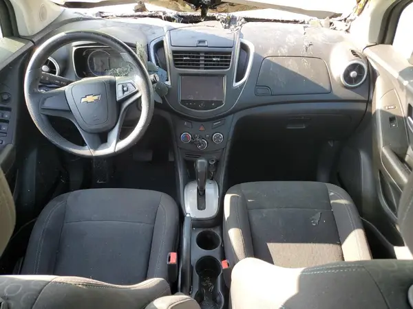 KL7CJKSB7GB591928 2016 CHEVROLET TRAX - Image 8