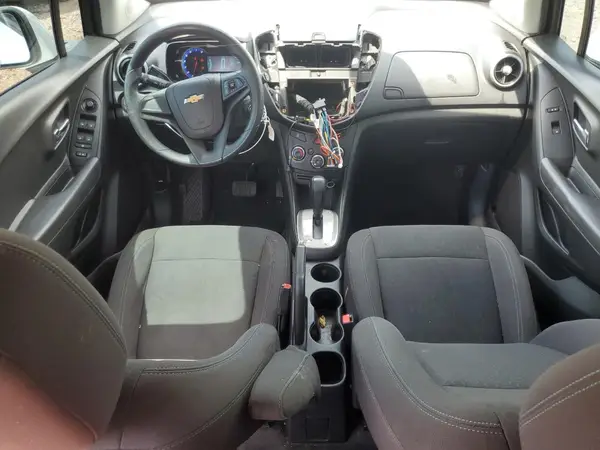 KL7CJKSB7GB666613 2016 CHEVROLET TRAX - Image 8