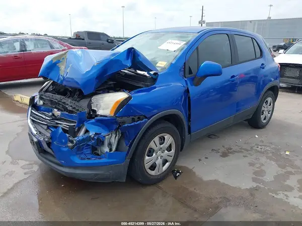 KL7CJKSB7GB704406 2016 CHEVROLET TRAX - Image 2