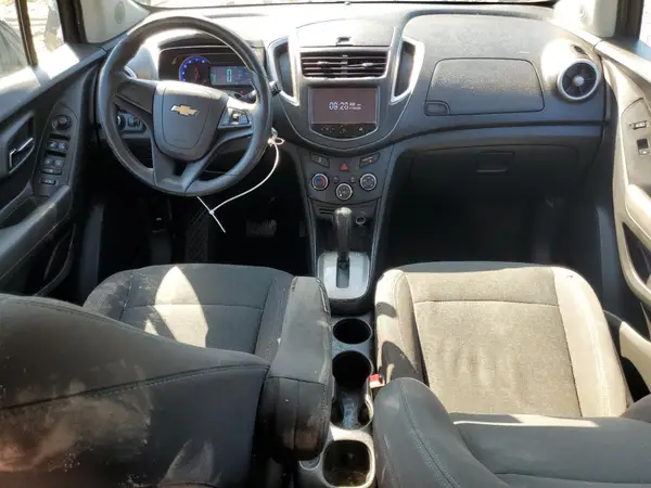 KL7CJKSB7GB737681 2016 CHEVROLET TRAX - Image 8