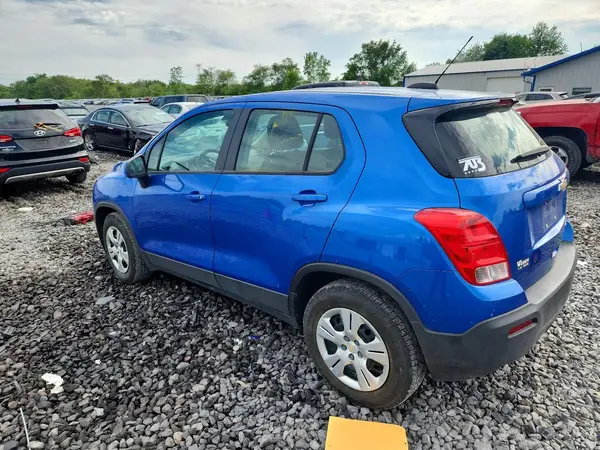 KL7CJKSB7GB760989 2016 CHEVROLET TRAX - Image 2