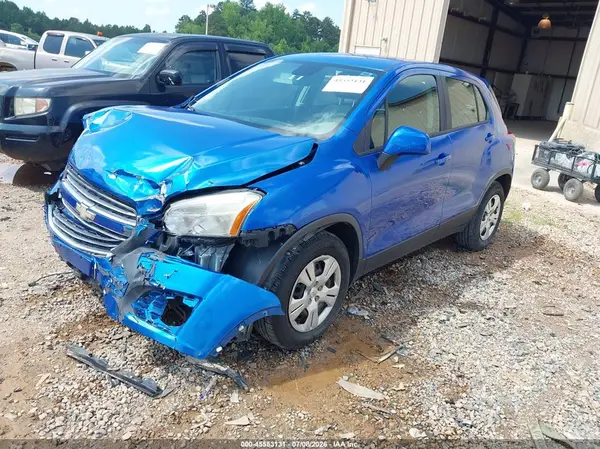 KL7CJKSB7GB761639 2016 CHEVROLET TRAX - Image 2
