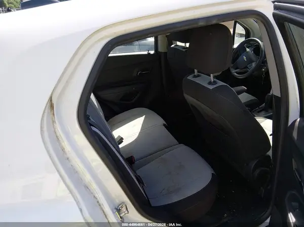 KL7CJKSB7HB054705 2017 CHEVROLET TRAX - Image 8