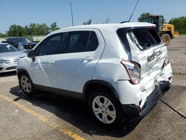 KL7CJKSB7HB094184 2017 CHEVROLET TRAX - Image 2
