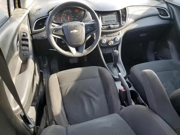 KL7CJKSB7HB148213 2017 CHEVROLET TRAX - Image 8