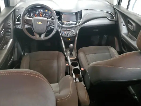 KL7CJKSB7HB213965 2017 CHEVROLET TRAX - Image 8