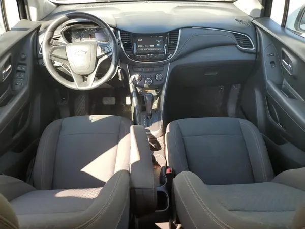 KL7CJKSB7HB225503 2017 CHEVROLET TRAX - Image 8
