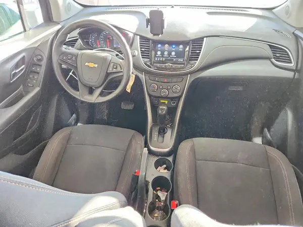 KL7CJKSB7LB015637 2020 CHEVROLET TRAX - Image 8