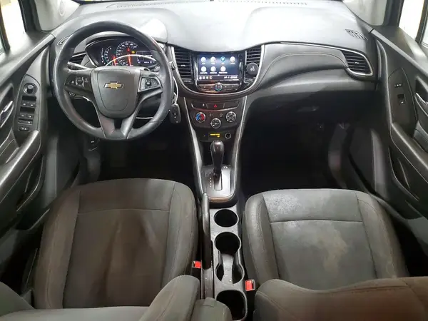 KL7CJKSB7LB024211 2020 CHEVROLET TRAX - Image 8