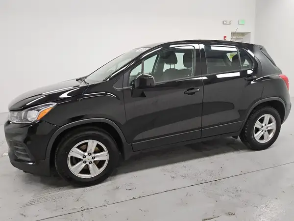 KL7CJKSB7LB037606 2020 CHEVROLET TRAX - Image 1