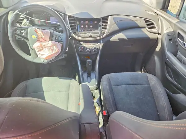 KL7CJKSB7LB038139 2020 CHEVROLET TRAX - Image 8