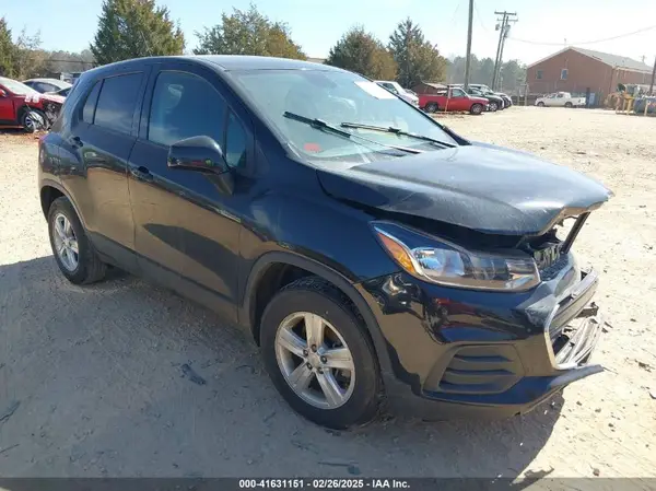 KL7CJKSB7LB042448 2020 CHEVROLET TRAX - Image 1