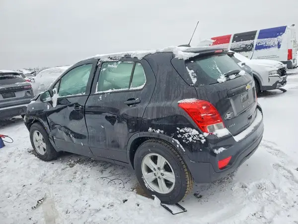 KL7CJKSB7LB043728 2020 CHEVROLET TRAX - Image 2