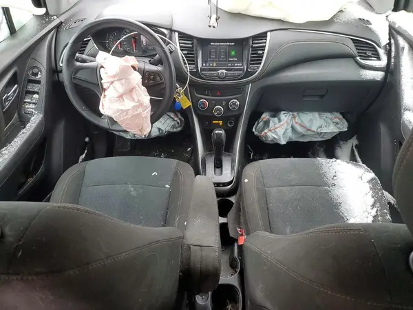 KL7CJKSB7LB043728 2020 CHEVROLET TRAX - Image 8