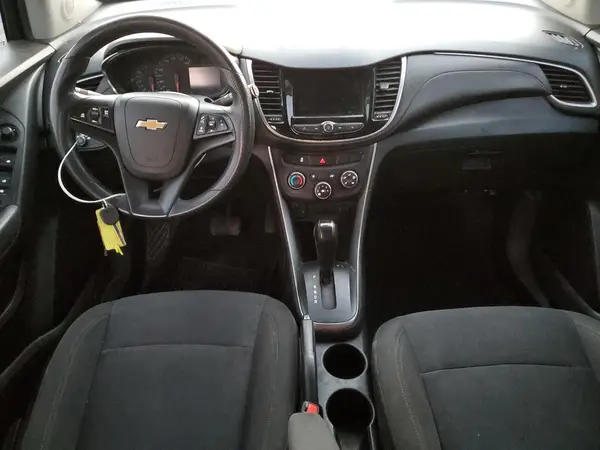 KL7CJKSB7LB060951 2020 CHEVROLET TRAX - Image 8