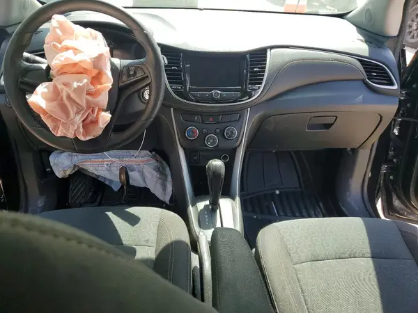 KL7CJKSB7LB064370 2020 CHEVROLET TRAX - Image 8
