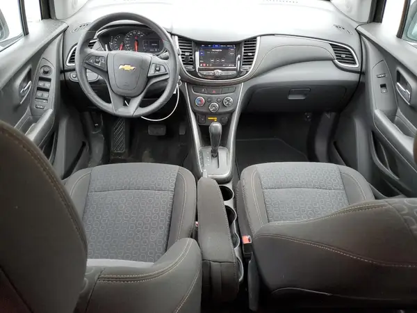 KL7CJKSB7LB086062 2020 CHEVROLET TRAX - Image 8