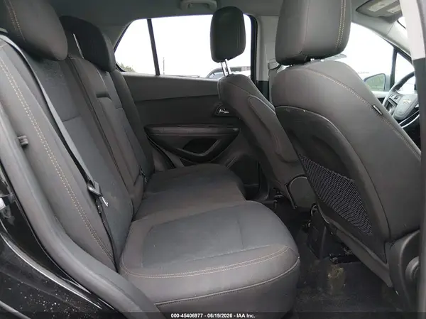 KL7CJKSB7LB090418 2020 CHEVROLET TRAX - Image 8