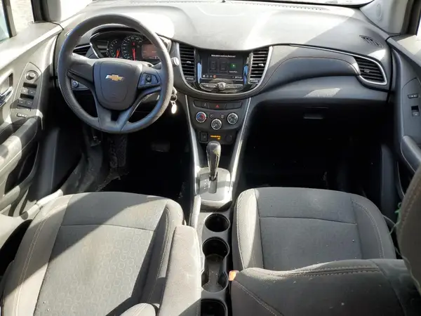 KL7CJKSB7LB310253 2020 CHEVROLET TRAX - Image 8