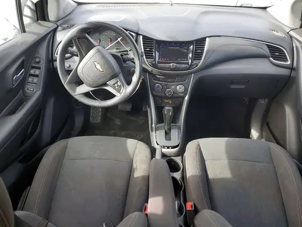 KL7CJKSB7LB311547 2020 CHEVROLET TRAX - Image 8