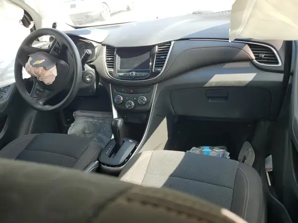 KL7CJKSB7LB323908 2020 CHEVROLET TRAX - Image 8