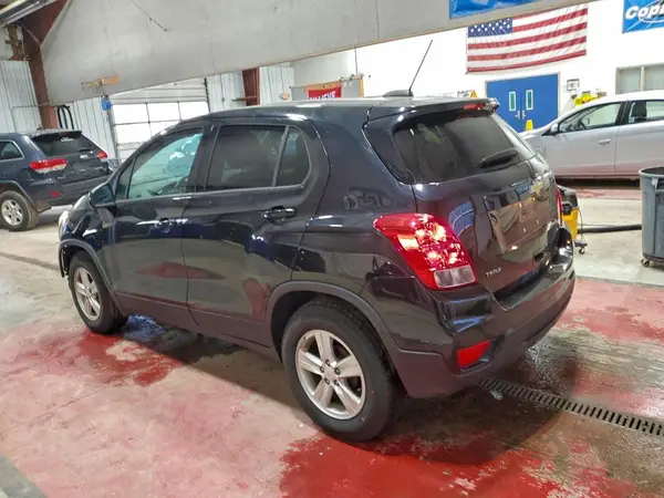 KL7CJKSB7LB325495 2020 CHEVROLET TRAX - Image 2