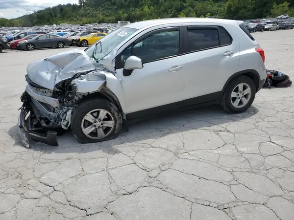 KL7CJKSB7LB326033 2020 CHEVROLET TRAX - Image 1