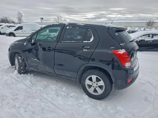 KL7CJKSB7LB328011 2020 CHEVROLET TRAX - Image 2