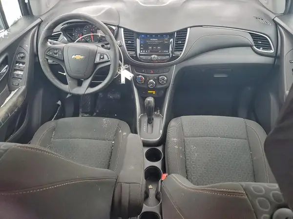KL7CJKSB7LB328011 2020 CHEVROLET TRAX - Image 8