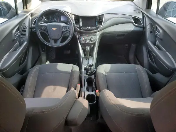 KL7CJKSB7LB328252 2020 CHEVROLET TRAX - Image 8